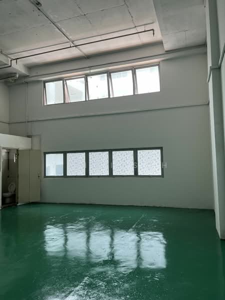 Pioneer Point, 5 Soon Lee Street, 969 sqft, Factory / Workshop (B2) For Rent, by Wendi Soh, 25105540 - CommercialGuru.com.sg