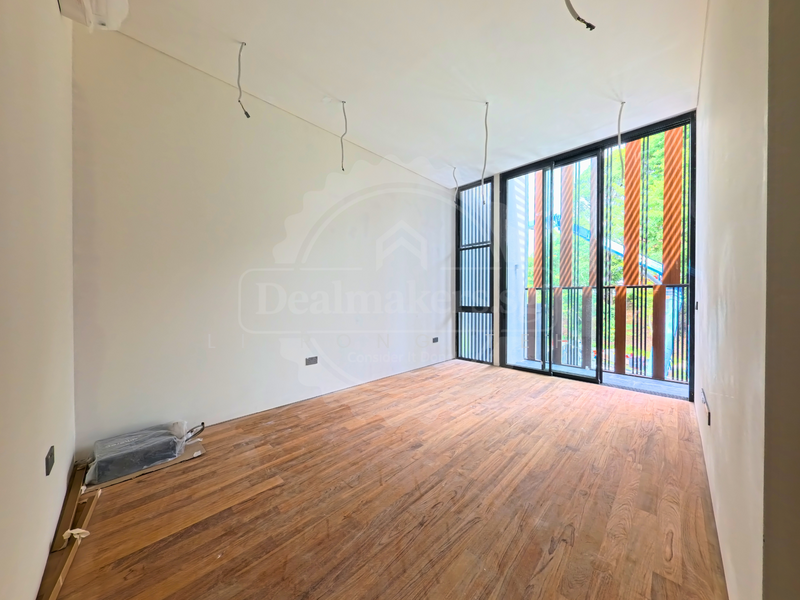 For Sale - ❤️ D05 | EARLY BIRD DISCOUNT! BRAND NEW 6 PASIR PANJANG LANDED!