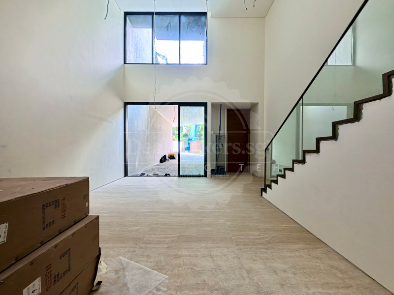 For Sale - ❤️ D05 | EARLY BIRD DISCOUNT! BRAND NEW 6 PASIR PANJANG LANDED!