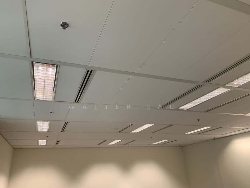 SGX Centre II, 4 SHENTON WAY, Boat Quay / Raffles Place / Marina, 960 sqft, Office For Rent, by Walter Lau, 25106713 - Nice Ceiling board with lightings - CommercialGuru.com.sg