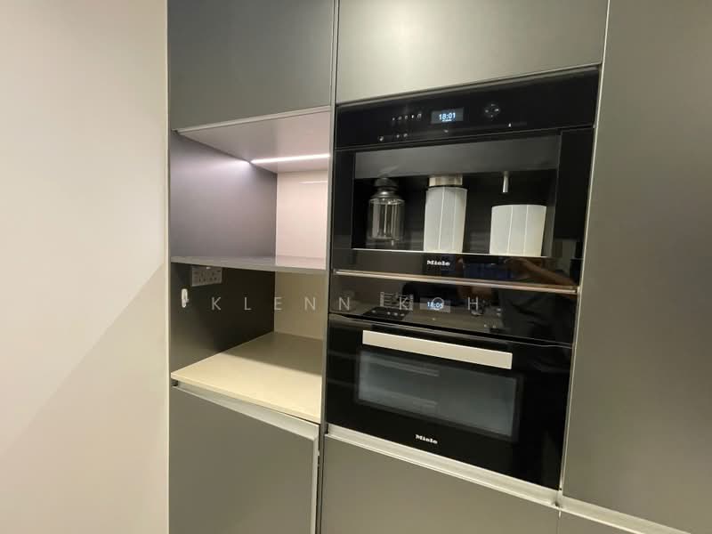 Cairnhill Nine, 9 Cairnhill Road, 2 Bedrooms, 743 sqft, Condominium For Rent, by Klenn Koh, 25106942 - PropertyGuru.com.sg