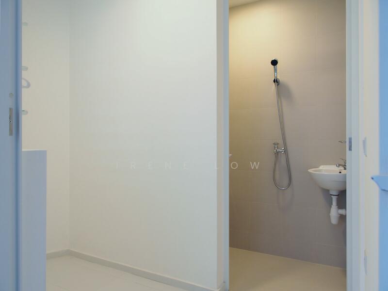 The Interlace, 180 Depot Road, 3 Bedrooms, 1,615 sqft, Condominium For Rent, by Irene Low, 25107634 - Utility Room - PropertyGuru.com.sg