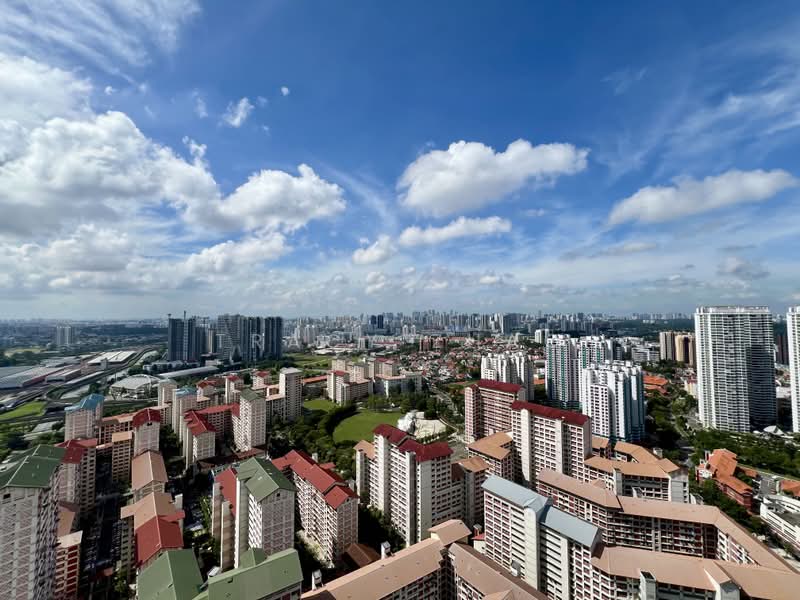 Clover By The Park, 2 Bishan Street 25, 5 Bedrooms, 3,444 sqft, Condominium For Sale, by Tracy Zhao, 25108862 - PropertyGuru.com.sg