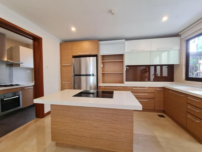 Lornie 18, Lornie Road, Newton / Novena, 5 Bedrooms, 4,758 sqft, Cluster House For Sale, by Jocelyn Chia, 25108927 - PropertyGuru.com.sg