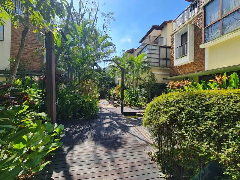 Lornie 18, Lornie Road, Newton / Novena, 5 Bedrooms, 4,758 sqft, Cluster House For Sale, by Jocelyn Chia, 25108927 - PropertyGuru.com.sg