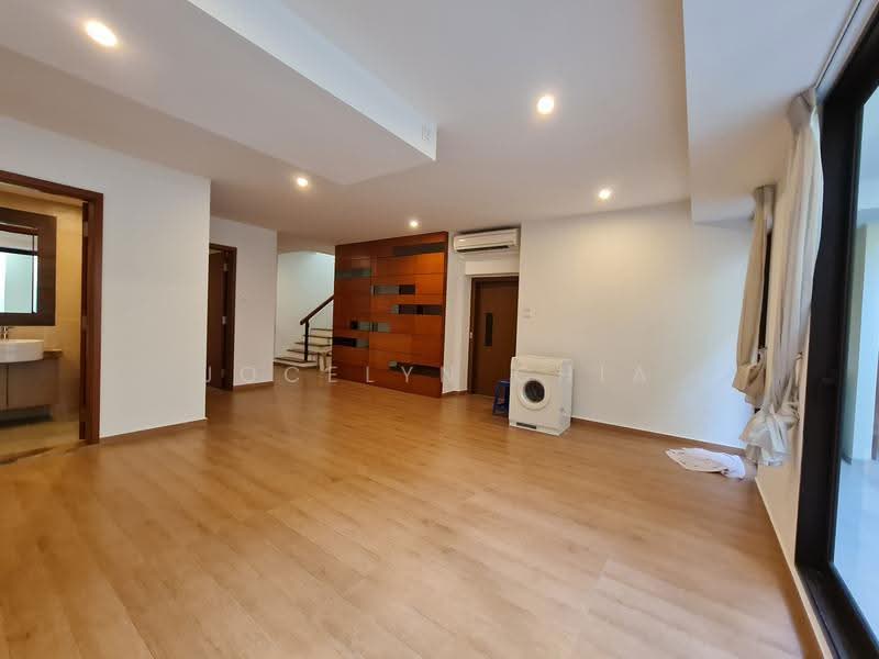 Lornie 18, Lornie Road, Newton / Novena, 5 Bedrooms, 4,758 sqft, Cluster House For Sale, by Jocelyn Chia, 25108927 - PropertyGuru.com.sg