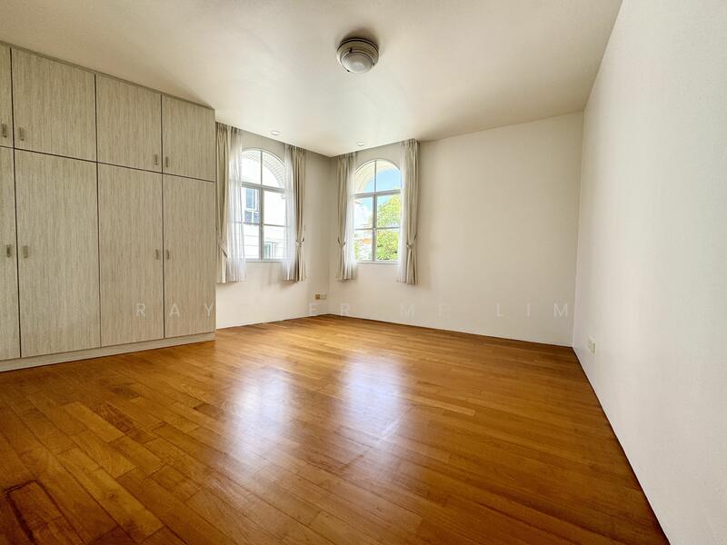 For Sale - East Coast Hill