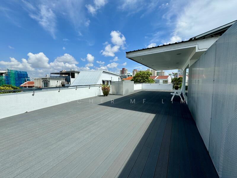 For Sale - East Coast Hill