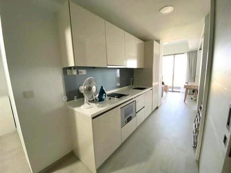 V on Shenton, 5 Shenton Way, Boat Quay / Raffles Place / Marina, 1 Bedroom, 721 sqft, Condominium For Rent, by Gelene Ong, 25109839 - Kitchen - PropertyGuru.com.sg