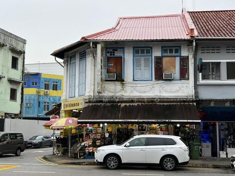 Rare Corner Retail Shop along Geylang Road with prominent visibility and high footfall for rent, Geylang Road, Eunos / Geylang / Paya Lebar, 2,127 sqft, Food & Beverage For Rent, by Tommy Teo, 25110392 - CommercialGuru.com.sg