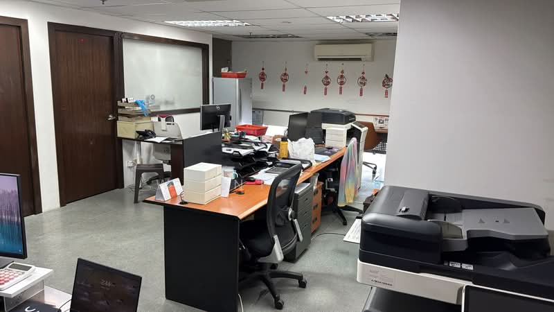 Wcega Plaza, 1 Bukit Batok Crescent, 2,368 sqft, Light Industrial (B1) For Rent, by Winnie Lim, 25110447 - CommercialGuru.com.sg