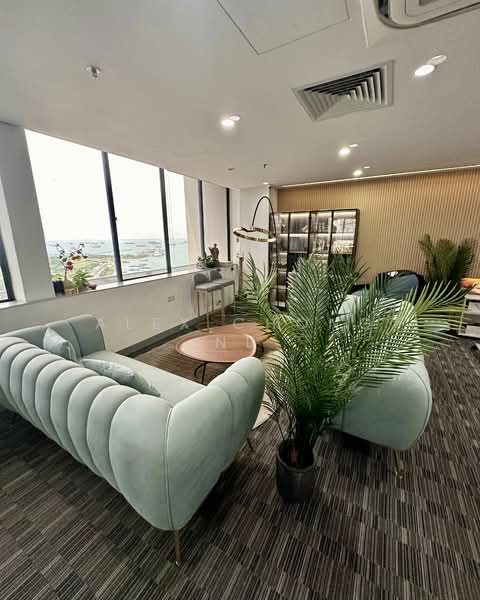 International Plaza, 10 Anson Road, 1,826 sqft, Office For Rent, by Alex Chong NL, 25110664 - CommercialGuru.com.sg