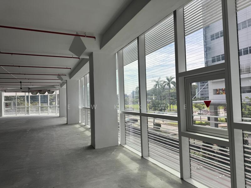 Off cbd office / showroom 5mins walk to 2 mrt stations - freehold b1 industrial building, , 4,600 sqft, Other Retail For Rent, by Leow Kok Wee, 25110768 - CommercialGuru.com.sg