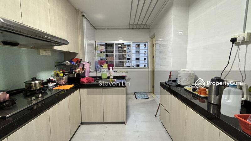 For Rent - 285 Tampines Street 22