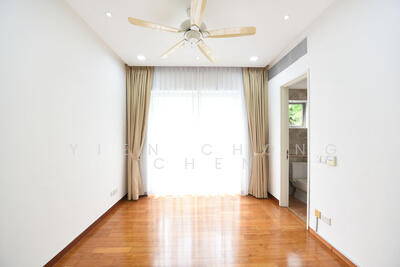 For Rent - Nassim Jade