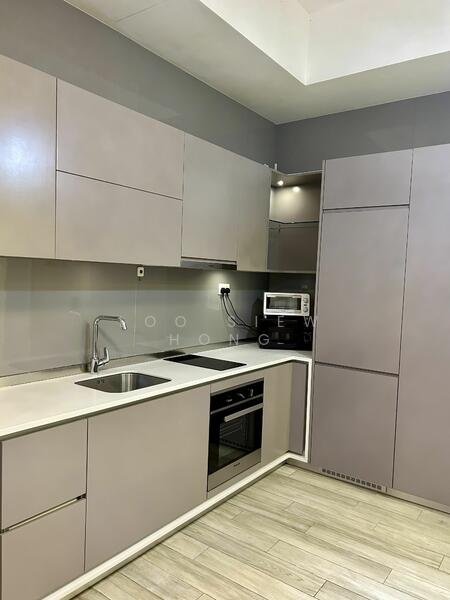 J Gateway, 6 Gateway Drive, 2 Bedrooms, 678 sqft, Condominium For Rent, by Loo Siew Hong 秀凤, 25111053 - Kitchen  - PropertyGuru.com.sg