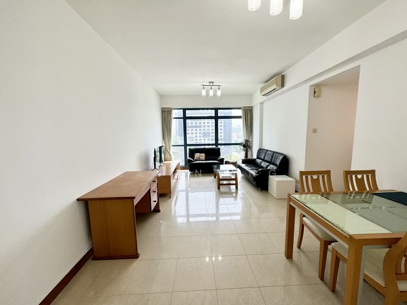 Blue Horizon, 29 West Coast Crescent, 2 Bedrooms, 936 sqft, Condominium For Rent, by Jason Ang, 25111944 - Spacious living and dining area - PropertyGuru.com.sg