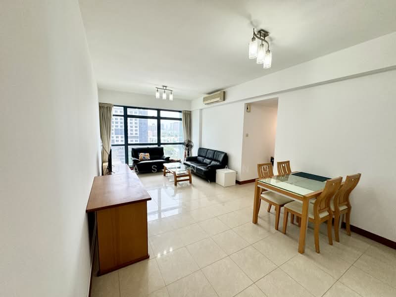 Blue Horizon, 29 West Coast Crescent, 2 Bedrooms, 936 sqft, Condominium For Rent, by Jason Ang, 25111944 - Spacious living and dining area - PropertyGuru.com.sg