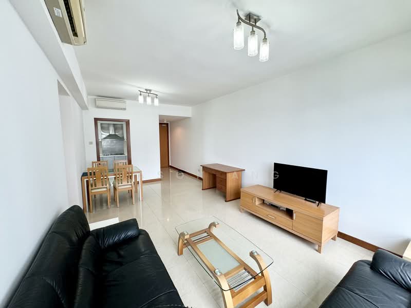 Blue Horizon, 29 West Coast Crescent, 2 Bedrooms, 936 sqft, Condominium For Rent, by Jason Ang, 25111944 - Spacious living and dining area - PropertyGuru.com.sg