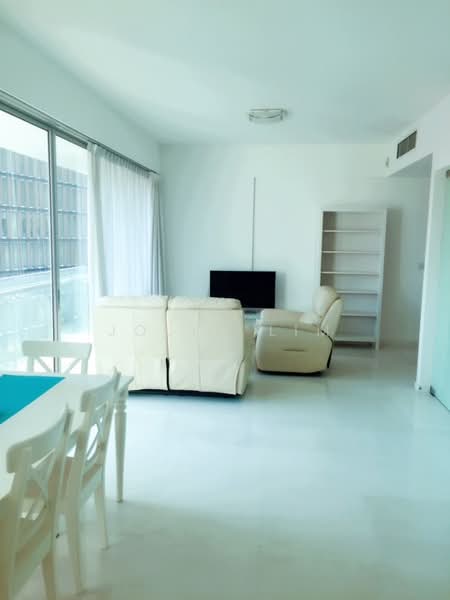 Cairnhill Residences, 31 Cairnhill Circle, 3 Bedrooms, 1,174 sqft, Apartment For Rent, by Jolyn Lim, 25112090 - PropertyGuru.com.sg