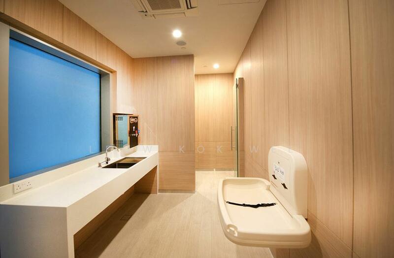 Logistic/ church media office with fitted / bare condition units / shuttle bus service to mrt, Alexandra road, 5,500 sqft, Business / Science Park For Rent, by Leow Kok Wee, 25112098 - CommercialGuru.com.sg
