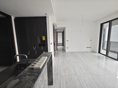 For Sale - Leedon Green