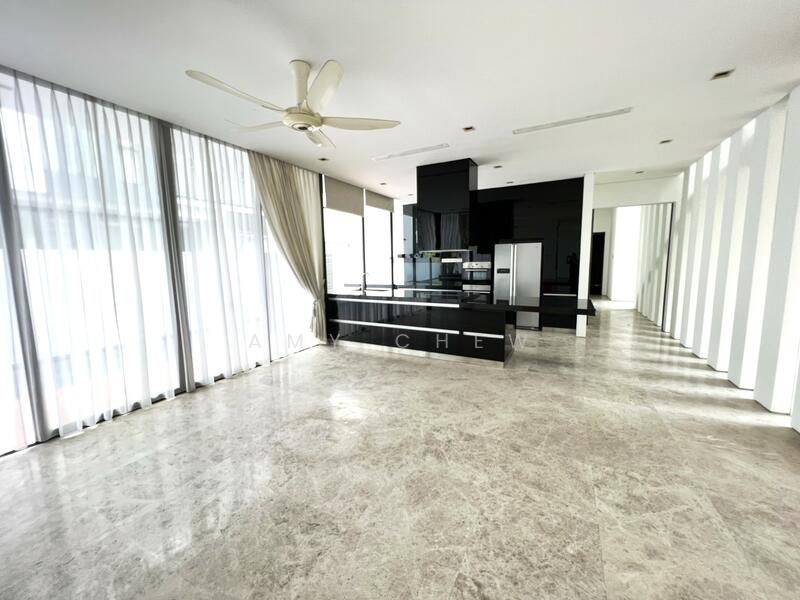 Se Video in Listing! Stunning Bungalow w Lift Pool near Australian American, Dunsfold Drive, 7 Bedrooms, 6,100 sqft, Bungalow House For Rent, by Amy Chew, 25114075 - PropertyGuru.com.sg