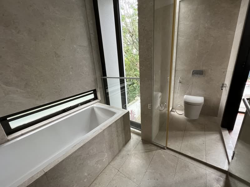 Se Video in Listing! Stunning Bungalow w Lift Pool near Australian American, Dunsfold Drive, 7 Bedrooms, 6,100 sqft, Bungalow House For Rent, by Amy Chew, 25114075 - PropertyGuru.com.sg