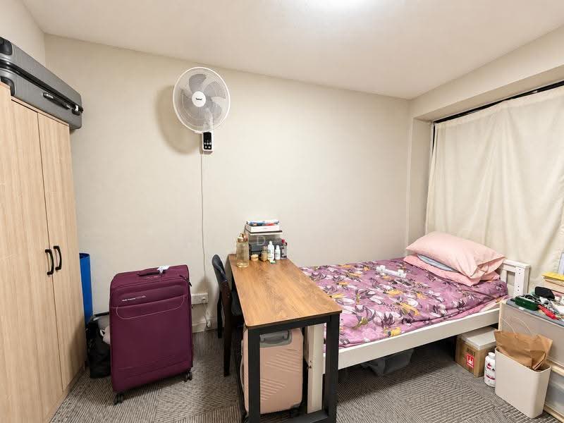 106 Henderson Crescent, 106 Henderson Crescent, Alexandra / Commonwealth, Room Rental, 100 sqft, HDB Flat For Rent, by Heidi Ho, 25115401 - Bedroom - PropertyGuru.com.sg