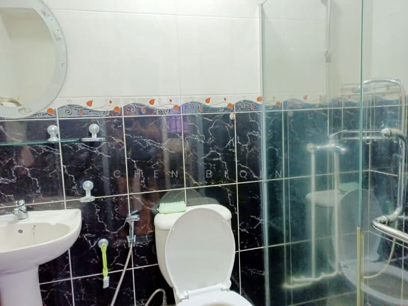 60 Lorong 4 Toa Payoh, 60 Lorong 4 Toa Payoh, 4 Bedrooms, 1,288 sqft, HDB Flat For Rent, by Chen Biqin, 25115478 - PropertyGuru.com.sg