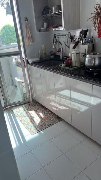 95B Henderson Road, 95B Henderson Road, Alexandra / Commonwealth, Room Rental, 150 sqft, HDB Flat For Rent, by Eva Qiu, 25116103 - PropertyGuru.com.sg