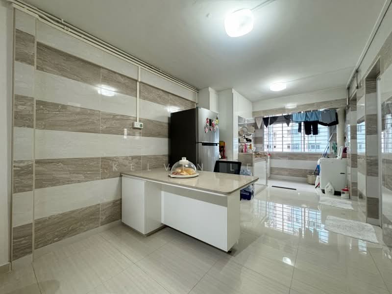 2 Lorong Lew Lian, 2 Lorong Lew Lian, 2 Bedrooms, 688 sqft, HDB Flat For Rent, by Kelvin Lee, 25116518 - PropertyGuru.com.sg