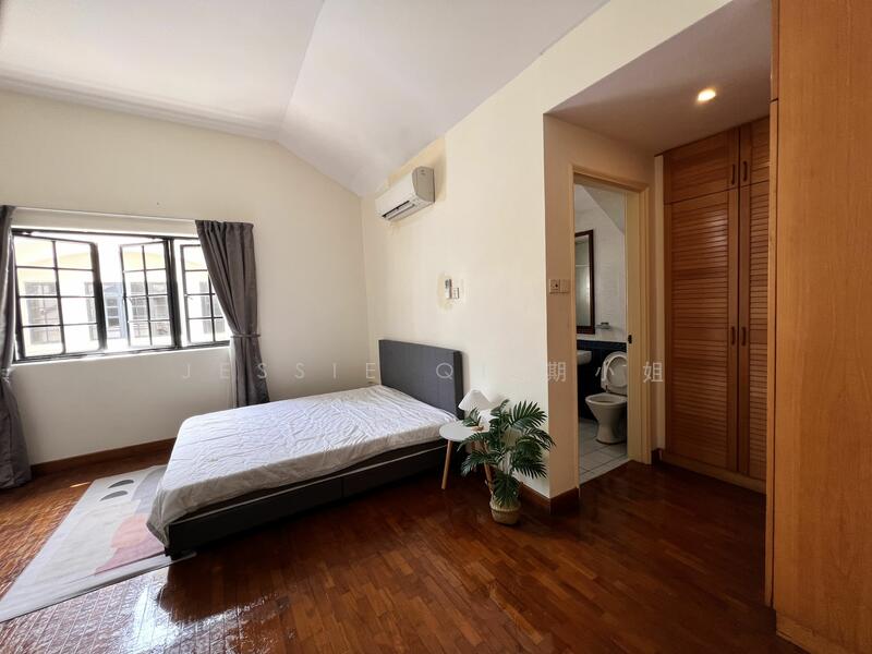 For Rent - Yunnan Gardens