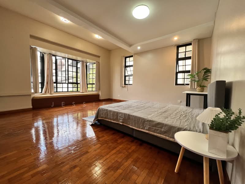 For Rent - Yunnan Gardens