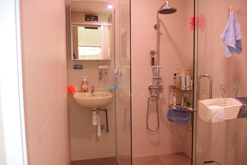 Kovan Freehold Semi-D Wide Frontage 10 Mins Walk to MRT Semi-Detached House For Sale at S$ 6,380,000 | PropertyGuru Singapore