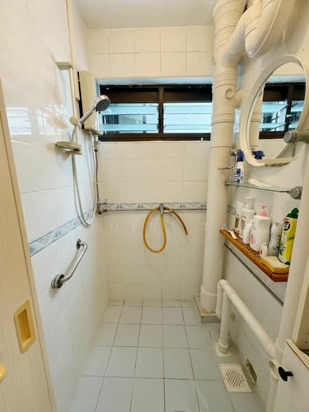 5 Ghim Moh Road, 5 Ghim Moh Road, 2 Bedrooms, 699 sqft, HDB Flat For Rent, by Clement Tan, 25119117 - PropertyGuru.com.sg