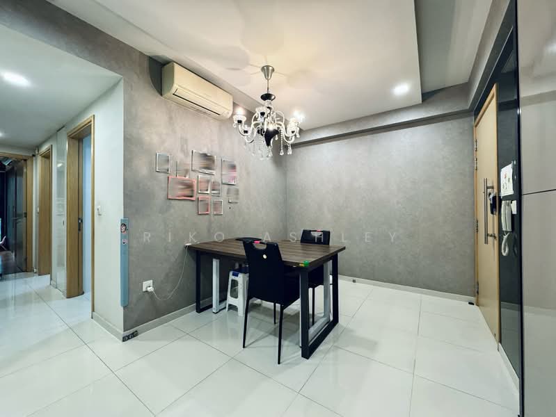 Esparina Residences, 127 Compassvale Bow, 3 Bedrooms, 1,001 sqft, Executive Condominium For Sale, by Riko Ashley, 25119175 - PropertyGuru.com.sg