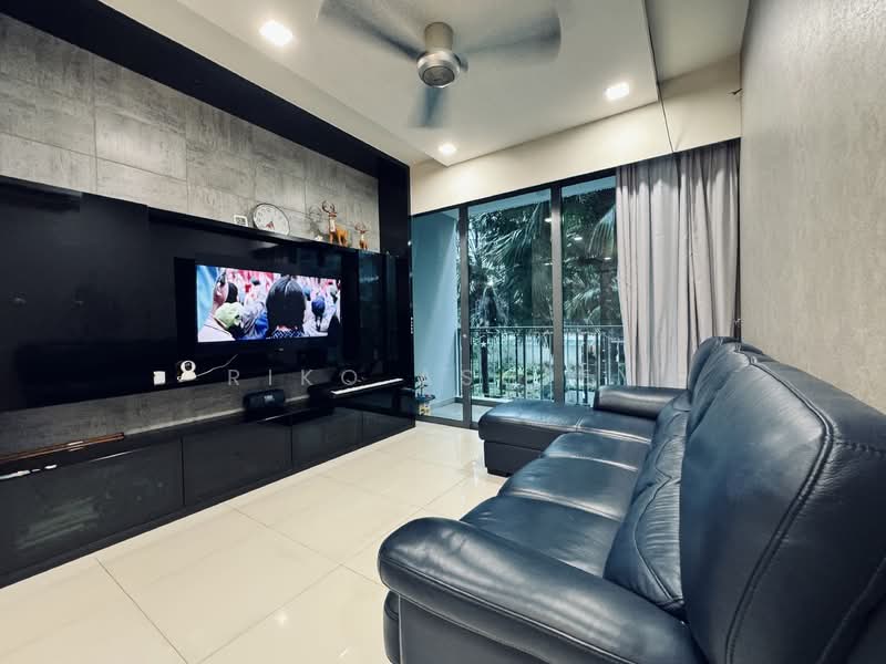 Esparina Residences, 127 Compassvale Bow, 3 Bedrooms, 1,001 sqft, Executive Condominium For Sale, by Riko Ashley, 25119175 - PropertyGuru.com.sg