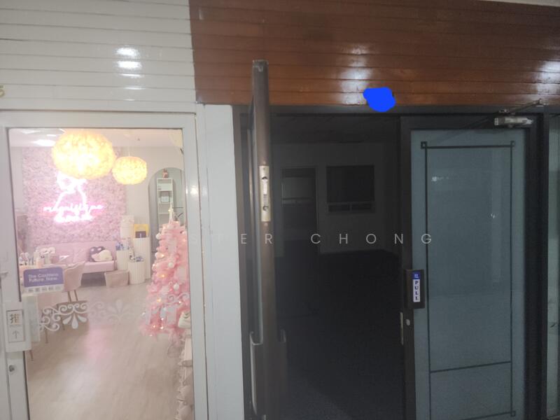 Parklane Shopping Mall, 35 Selegie Road, 441 sqft, Mall Shop For Sale, by Chester Chong, 25119525 - CommercialGuru.com.sg
