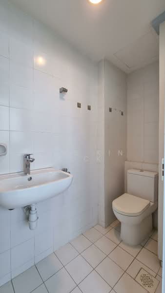Estella Gardens, 21 - 27 Flora Road, 3 Bedrooms, 1,292 sqft, Condominium For Rent, by Yong Kin Kock, 25120126 - WC - PropertyGuru.com.sg