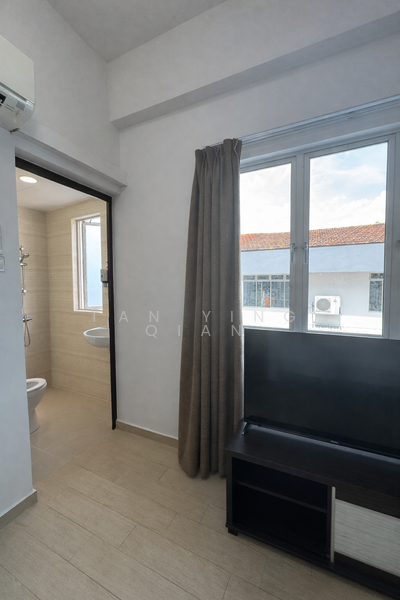 For Rent - Still Road Landed 2 Bed 2 Bath