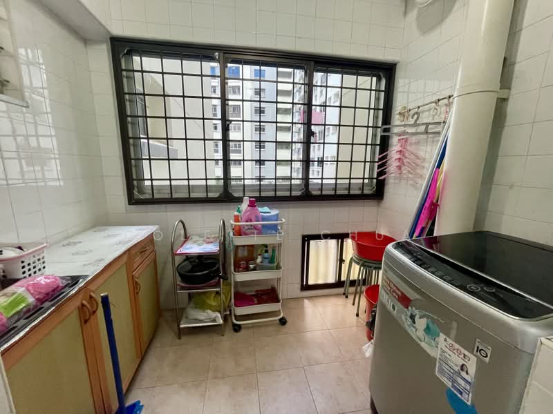 365 Woodlands Avenue 5, 365 Woodlands Avenue 5, 3 Bedrooms, 1,302 sqft, HDB Flat For Rent, by Colette Chua, 25120631 - PropertyGuru.com.sg
