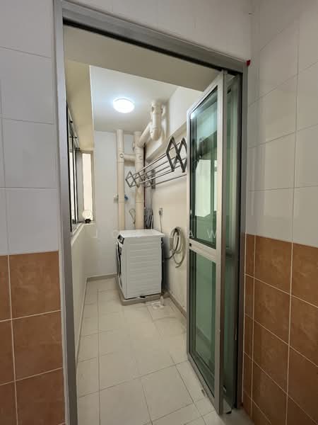 62B Strathmore Avenue, 62B Strathmore Avenue, 3 Bedrooms, 990 sqft, HDB Flat For Rent, by Jon Law, 25120879 - PropertyGuru.com.sg