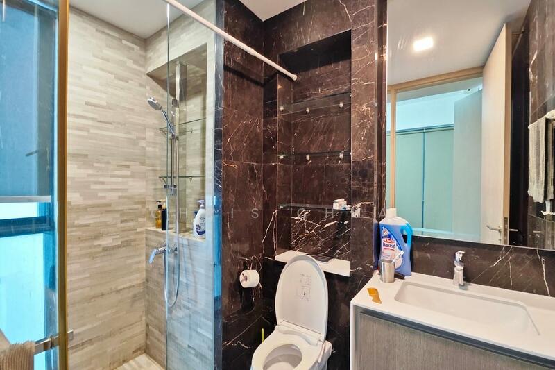 J Gateway Condominium For Sale at S$ 1,080,000 | PropertyGuru Singapore