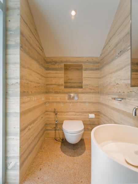 Ground Floor Powder Room