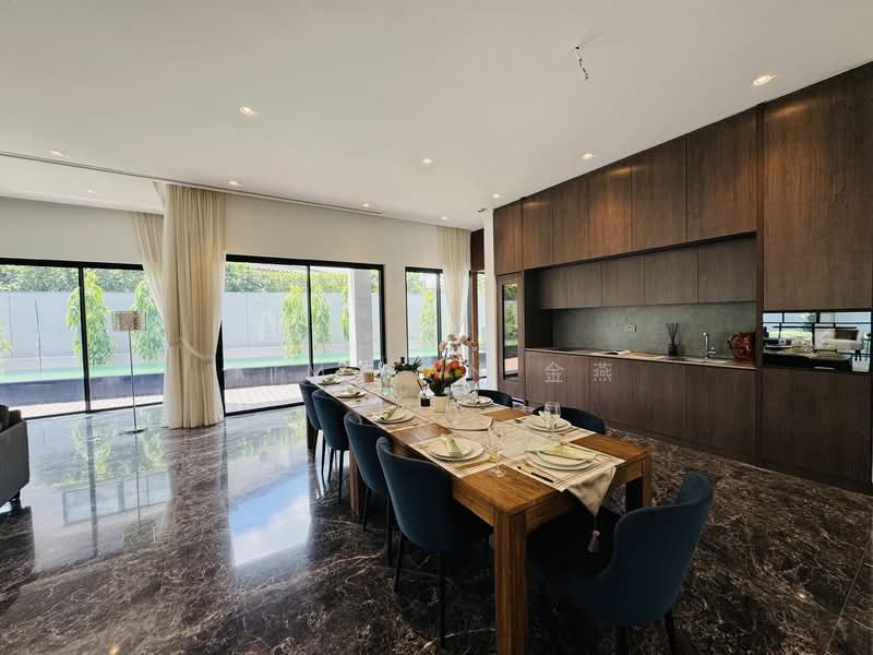 For Sale - brand new and freehold bungalow with Lift & Pool, Ample parking at basement, huge for 3 generations