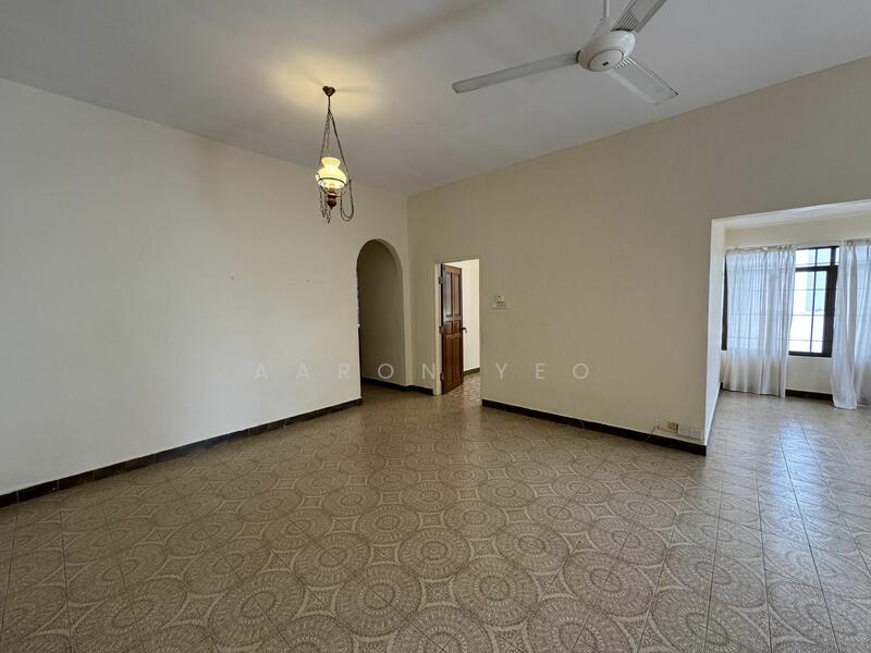 C.H.E.A.P Single Storey Semi-Detached for Rent D19, Bodmin Brockhampton Borthwick Braemar Bloxhome, 3 Bedrooms, 1,600 sqft, Semi-Detached House For Rent, by Aaron Yeo, 25123940 - PropertyGuru.com.sg