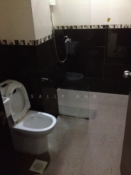 35 Quemoy Road , Singapore 535863, Quemoy Road, Room Rental, 646 sqft, Terraced House For Rent, by Sally Ang, 25124217 - PropertyGuru.com.sg