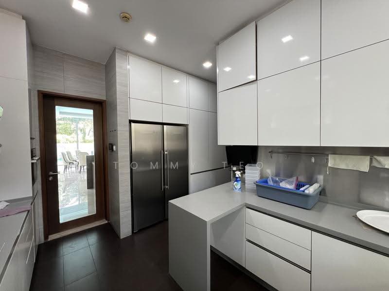 Renovated tranquil GCB on elevated plot with 37m long frontage and regular shaped land for sale, Swiss Club/Binjay/Yarwood/King Albert Park, Clementi Park / Upper Bukit Timah, 6 Bedrooms, 9,279 sqft, Good Class Bungalow For Sale, by Tommy Teo, 25124423 - PropertyGuru.com.sg
