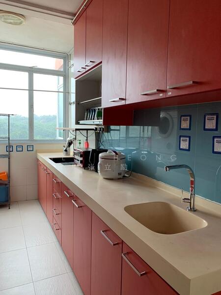Sherwood Towers, 1 Jalan Anak Bukit, Room Rental, 200 sqft, Apartment For Rent, by Lily Cheong 张立励, 25124457 - PropertyGuru.com.sg